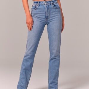 Abercrombie Ultra High Rise 90s Straight Jean